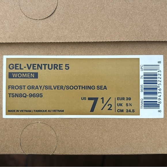 ASICS Gel Venture - NWT/NIB - Picture 3 of 5